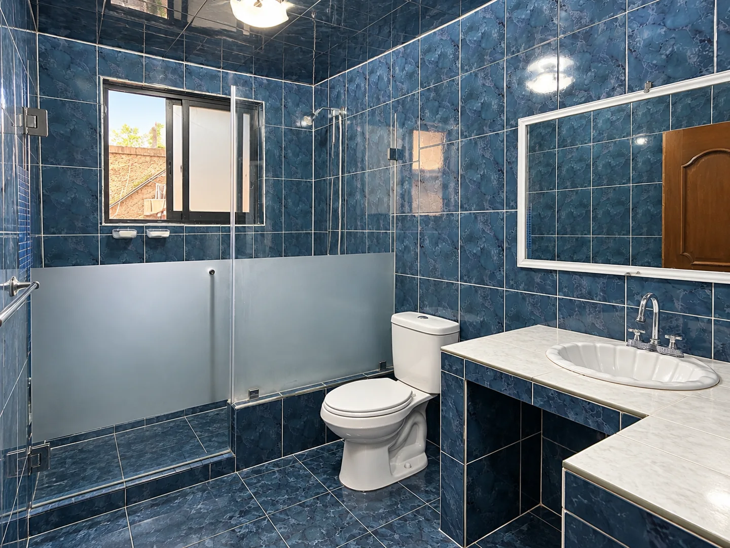 Baño completo de Compás 38